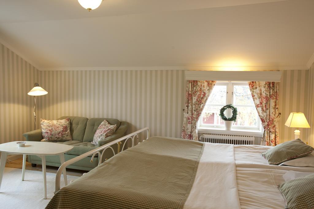 Taellbergsgardens Hotell Habitación foto